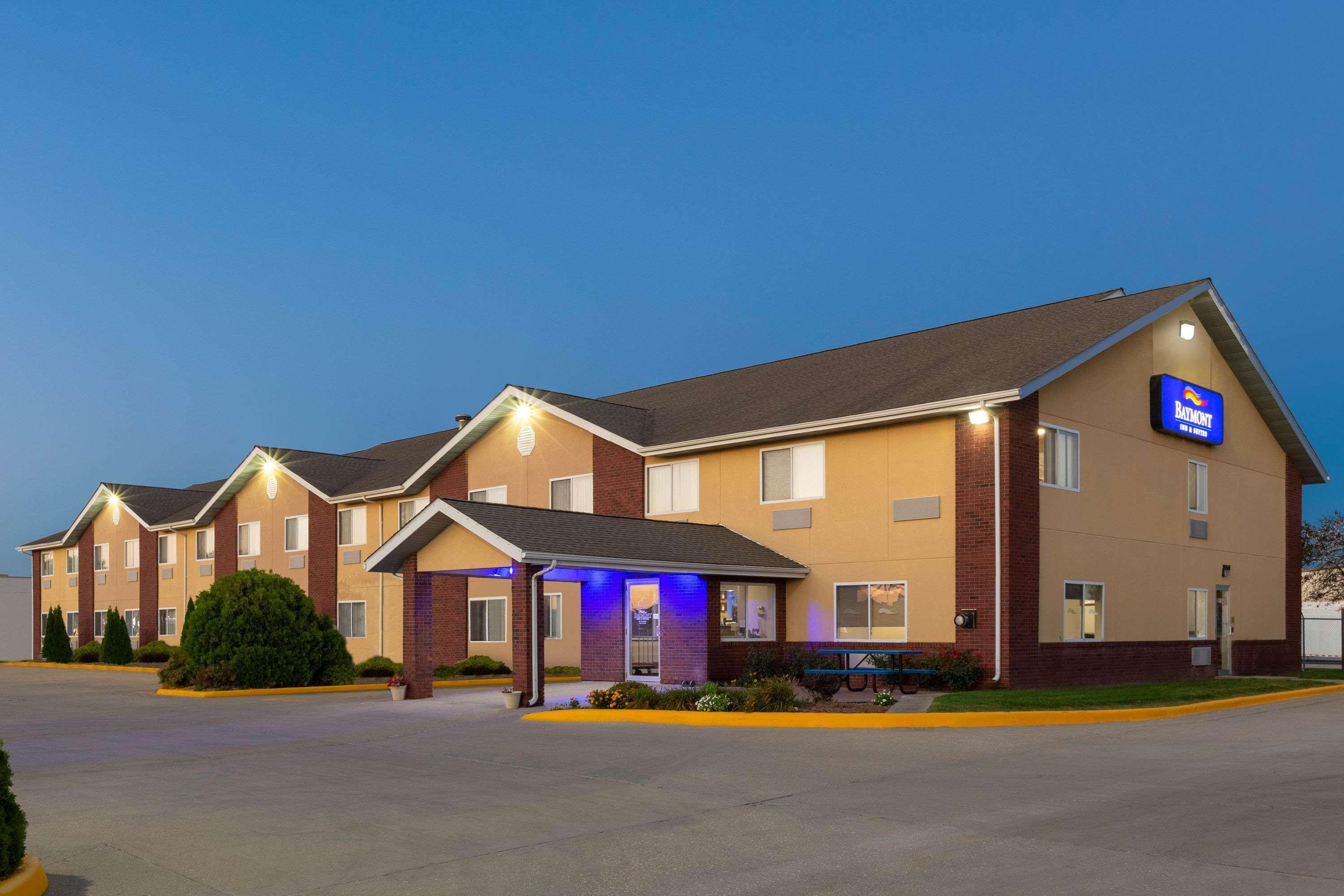 Baymont By Wyndham Fort Dodge Zewnętrze zdjęcie