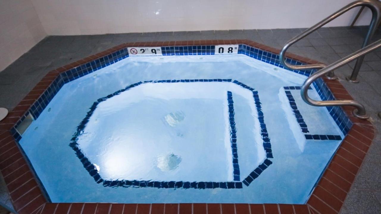 Baymont By Wyndham Fort Dodge Zewnętrze zdjęcie
